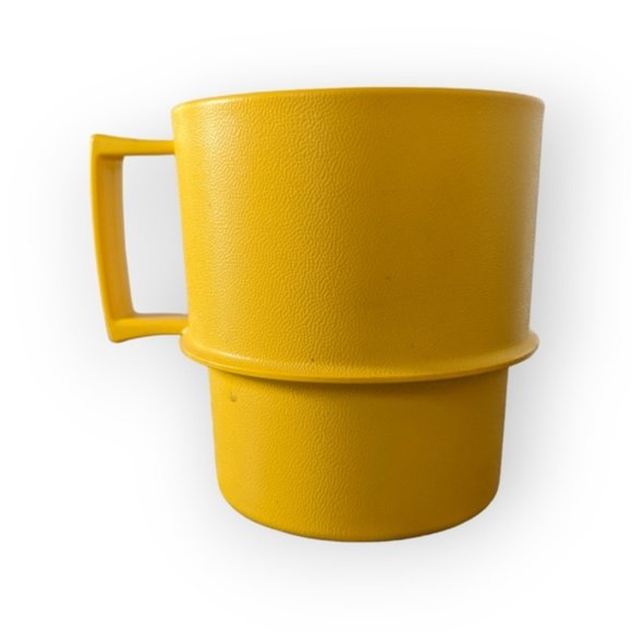 Vintage Tupperware plastic Mugs Tea Cups #1312 lot of 3 - 2 Yellow+ 1  Orange - Picture 8 of 8